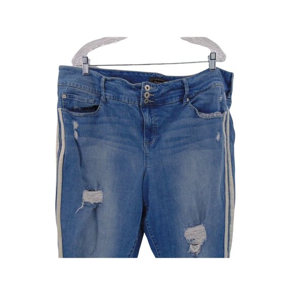 Torrid Premium Side Stripe Jegging Jeans 24 R Plus Regular Distressed Whiskering - Picture 8 of 12